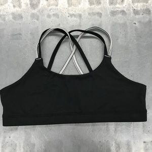 Black and white champion sports size XL